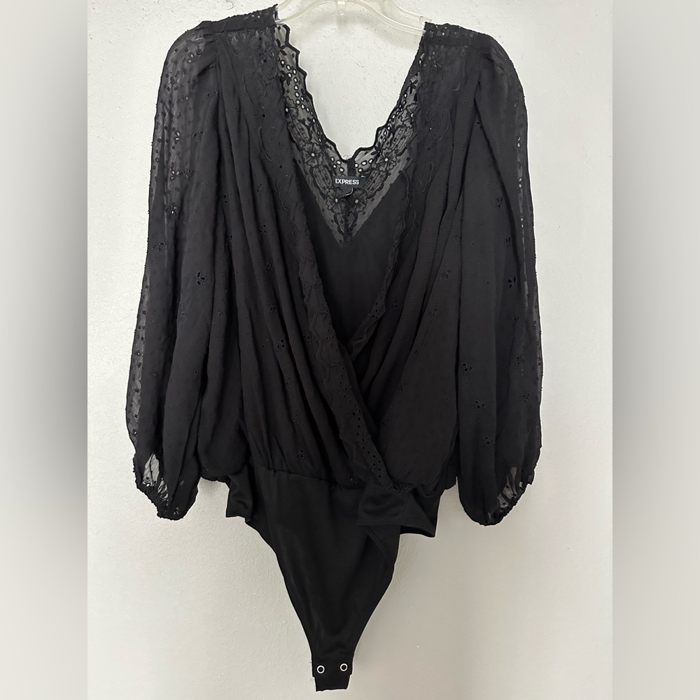 Express body suit